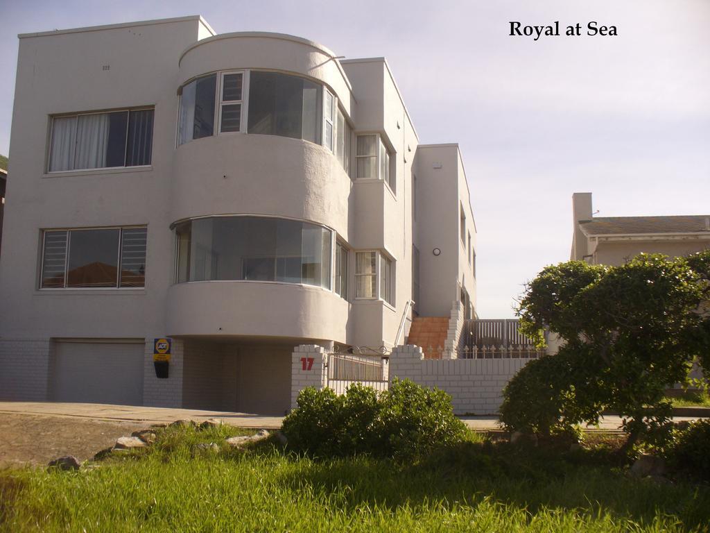 Royal At Sea Apartment Muizenberg Exterior photo