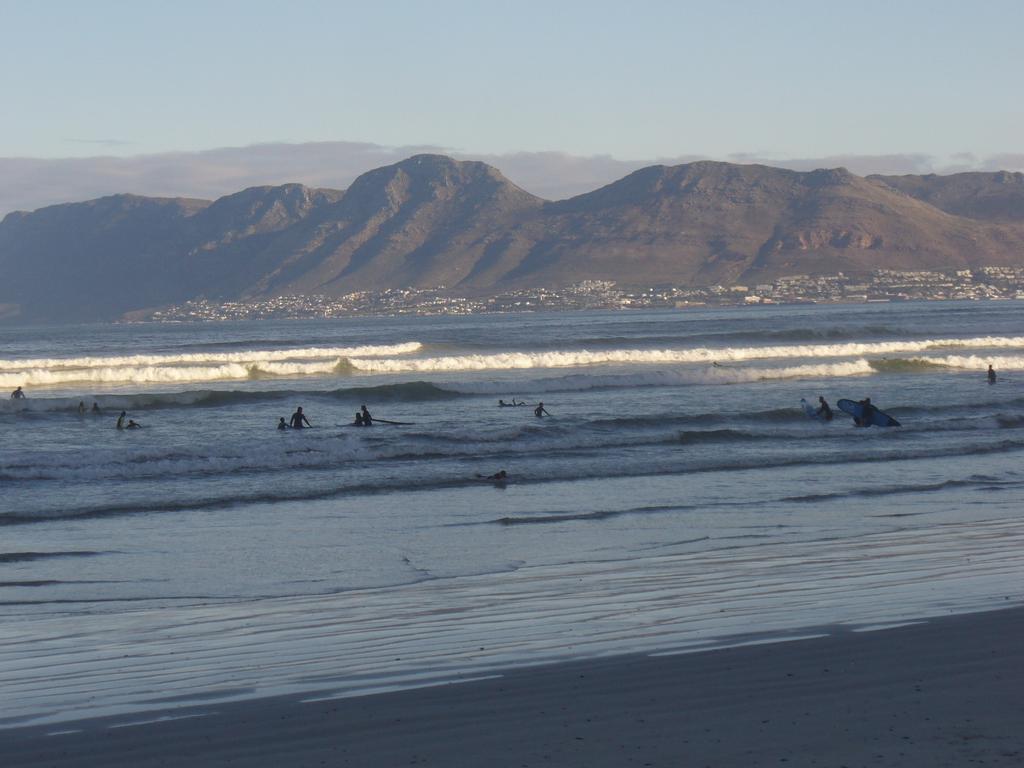 Royal At Sea Apartment Muizenberg Exterior photo