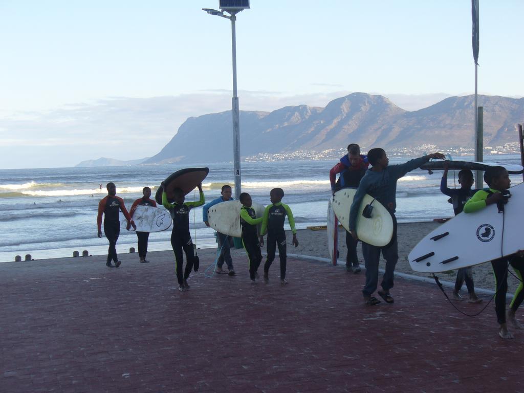 Royal At Sea Apartment Muizenberg Exterior photo